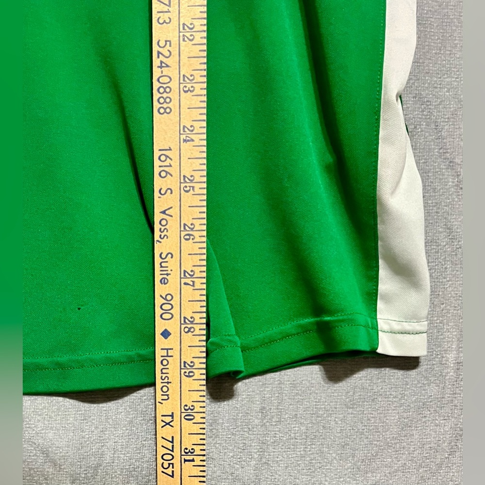 Nike Men's Green and White Short Sleeve Tee - Picture 6 of 7